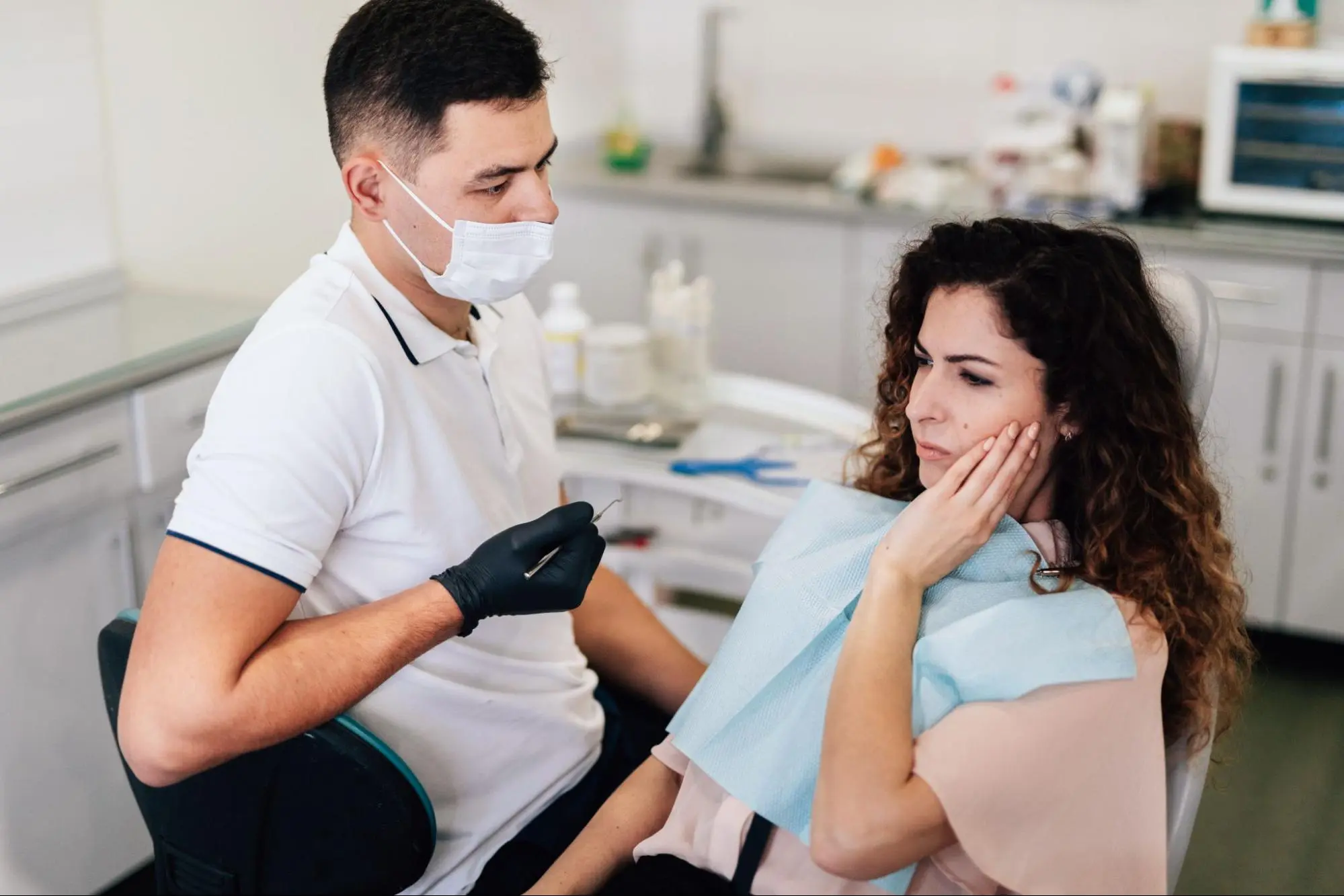 What is a Root Canal Treatment? Throbbing Pain after Root Canal